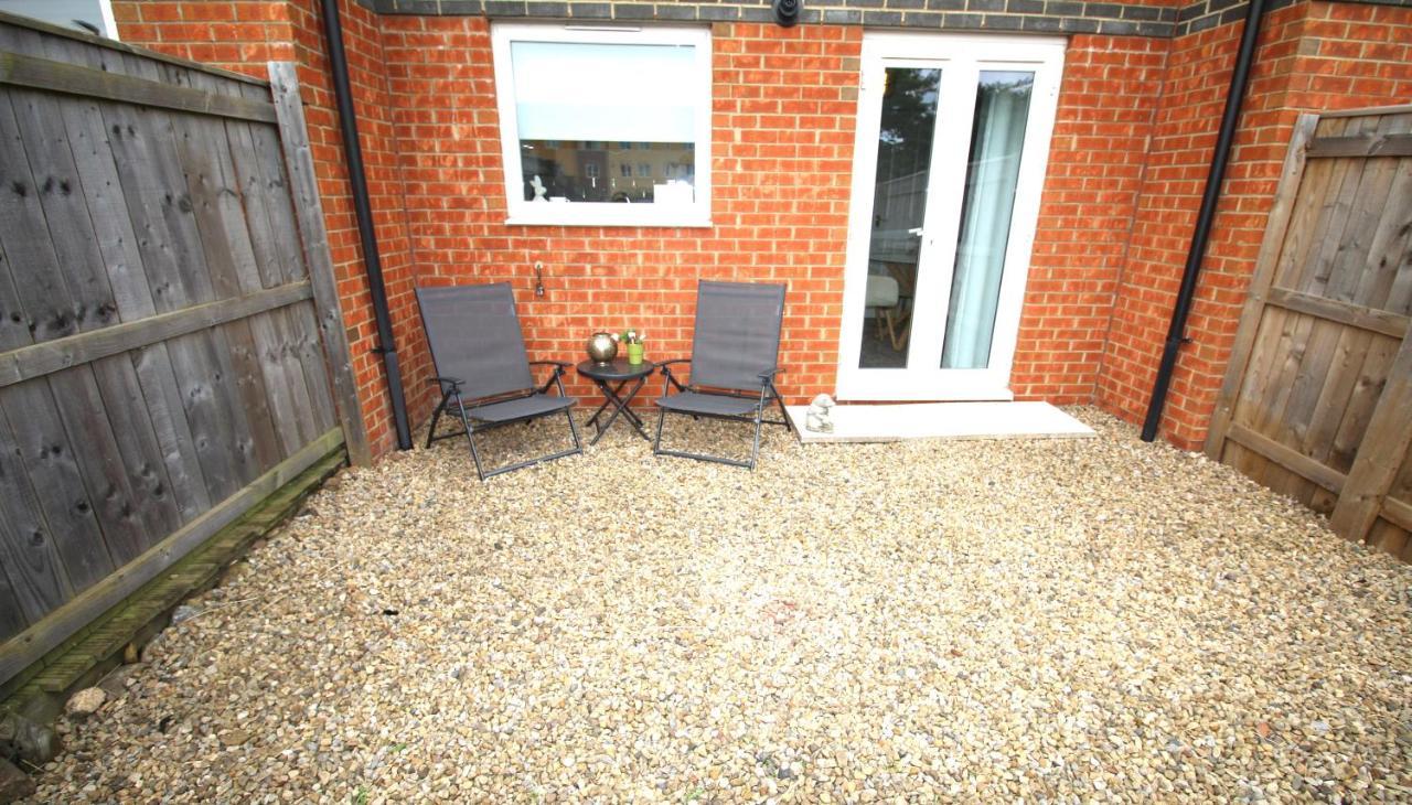 Ashington - 2 Bedroom House - Beautifully Decorated & Furnished - Large Garden المظهر الخارجي الصورة